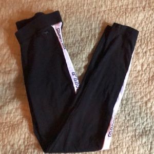 VS black leggings